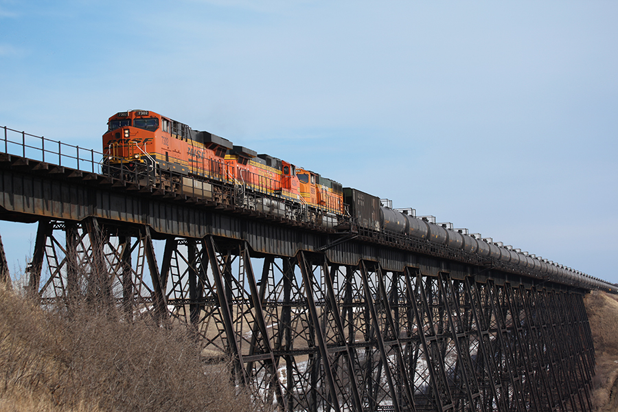 Oil-by-rail: when crisis strikes