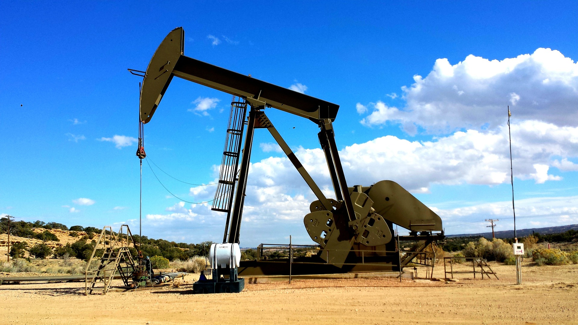 CER analysis shows the U.S. continues to be major supplier of oil to Canada while imports dropped in 2020